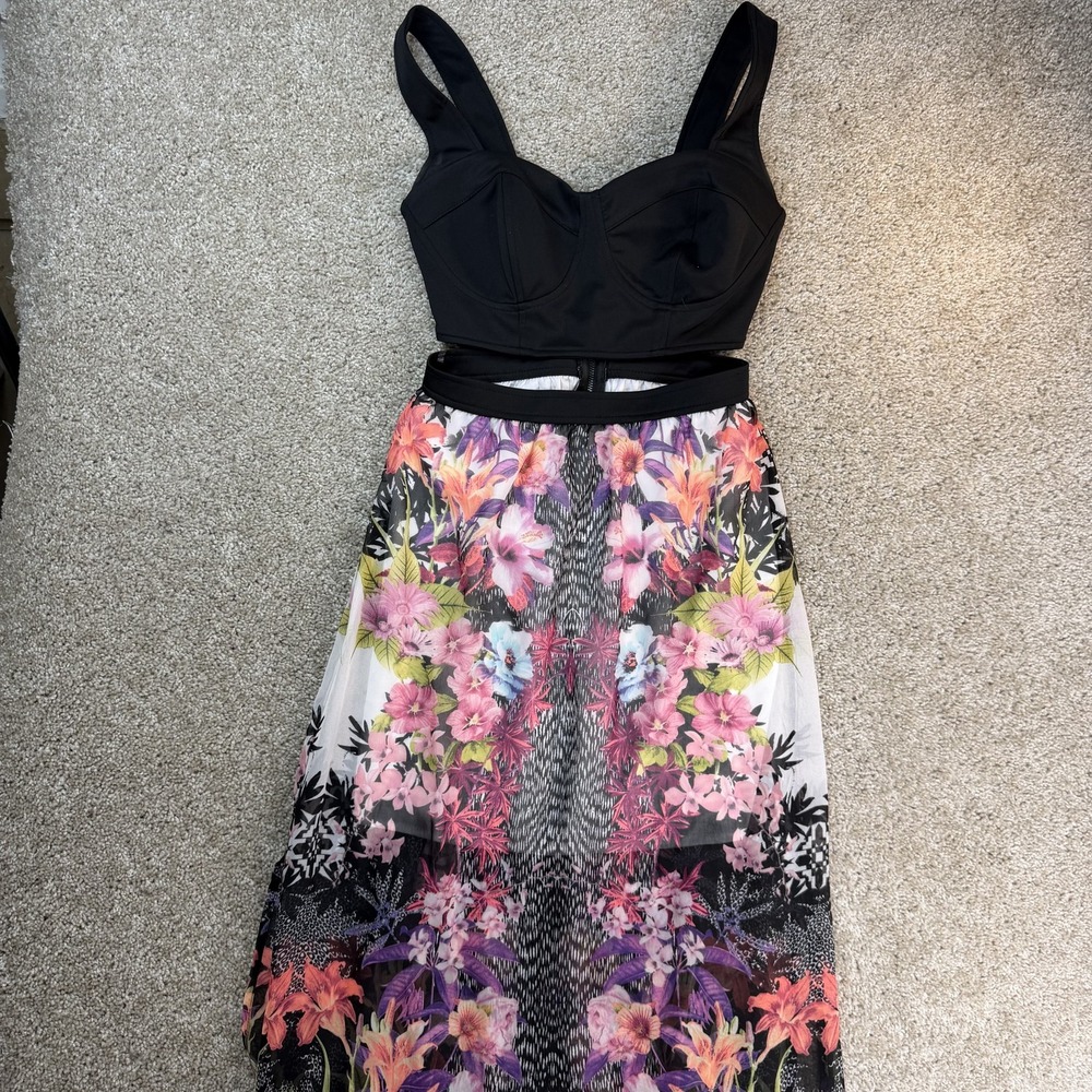 Y2K 2b Bebe Dress Womens XS Multicolor Floral Sweetheart Cut Out Chiffon Maxi